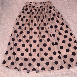 Dainty Jewell’s polka dot maxi skirt